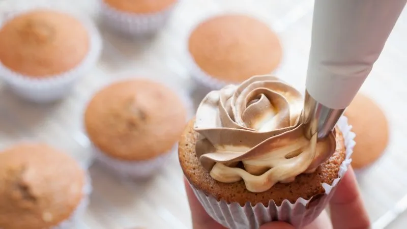 cupcake, poche à douille, gâteau, patisserie